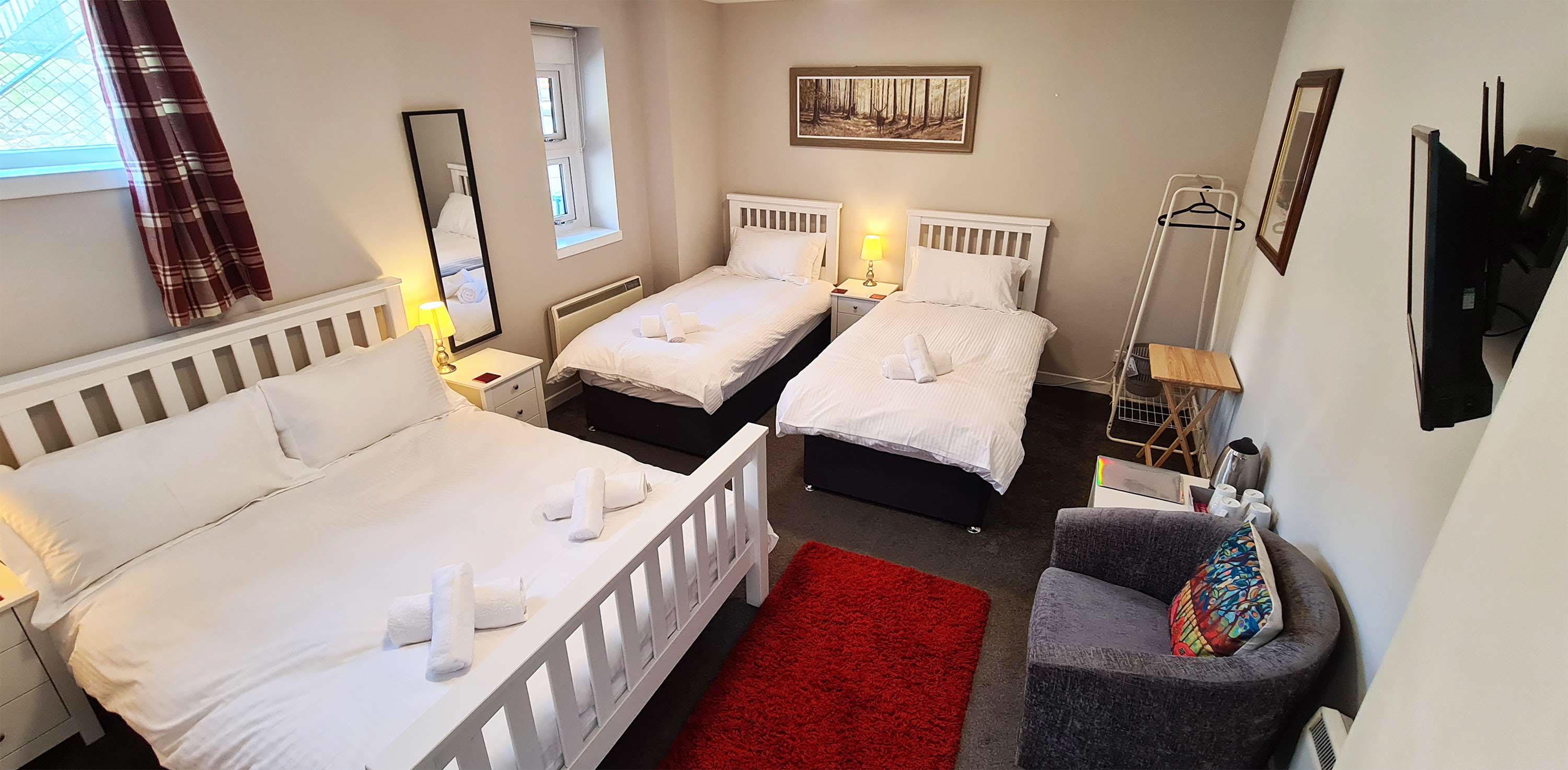 Rooms on the High Street accomodation in Portree family rooms with private bathroom